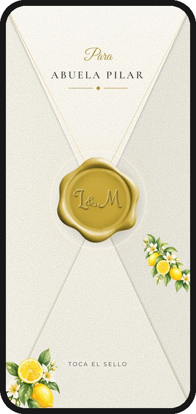 El sobre de una invitación de boda original con el nombre de la invitada y un lacre color mostaza entre limones, que se abre al tocar el sello